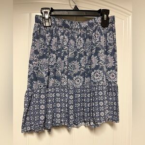 Girls Gap Blue Floral Skirt. Size XL (12). Gently worn.